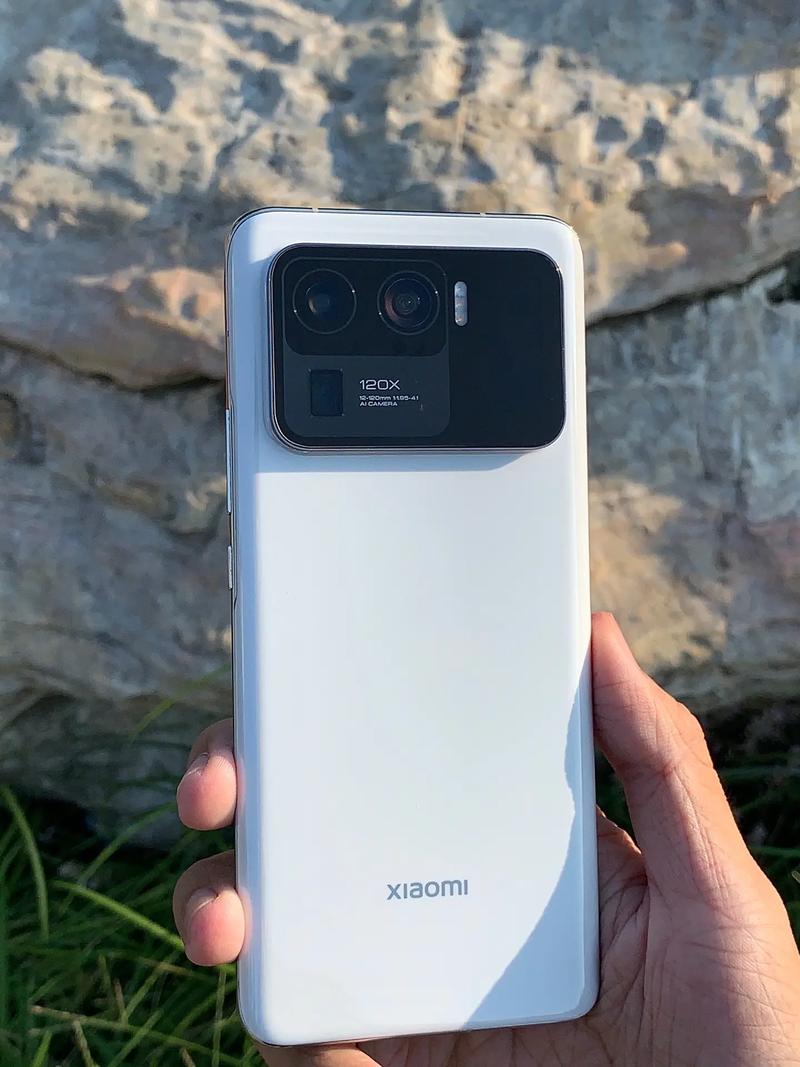 小米11ultra屏幕是三星的吗