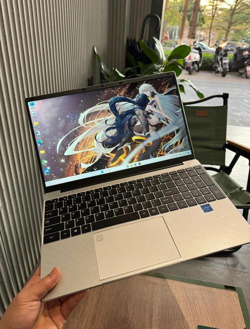 求大神推荐笔记本我大一女生?哪位清楚?