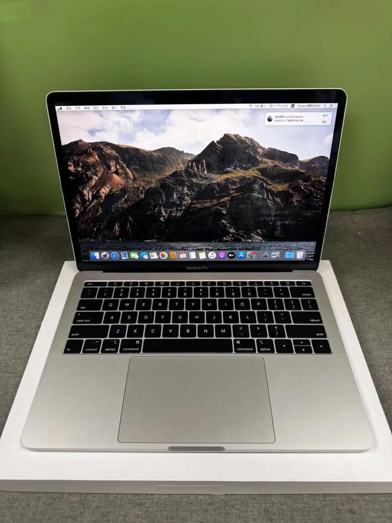 苹果笔记本win系统13年的值得买吗?