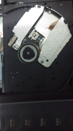 电脑开放光盘键在哪里联想电脑台式的怎么打开放光盘的地方