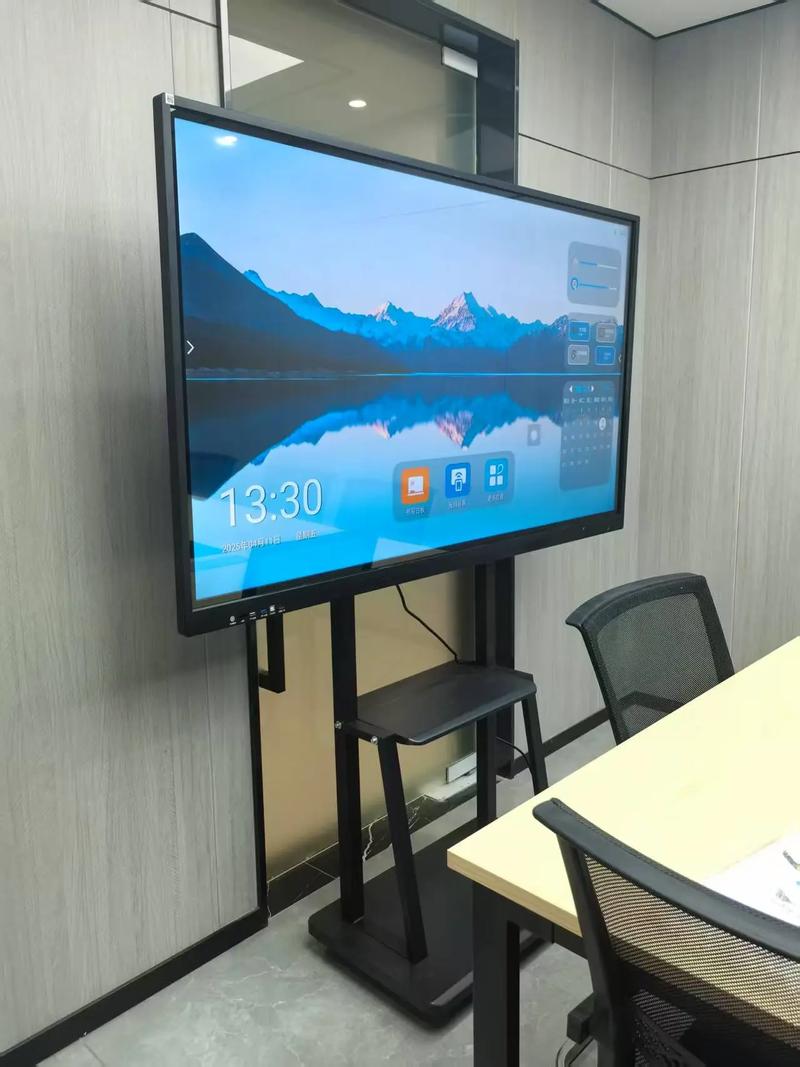 触屏电脑一体机这行业怎么样,跟普通电脑的区别在哪