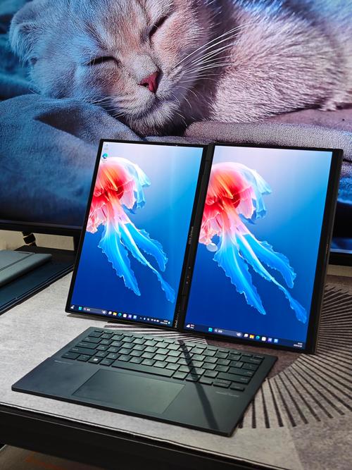 华硕灵耀x双屏笔记本怎么样,优缺点是什么,玩游戏卡吗?