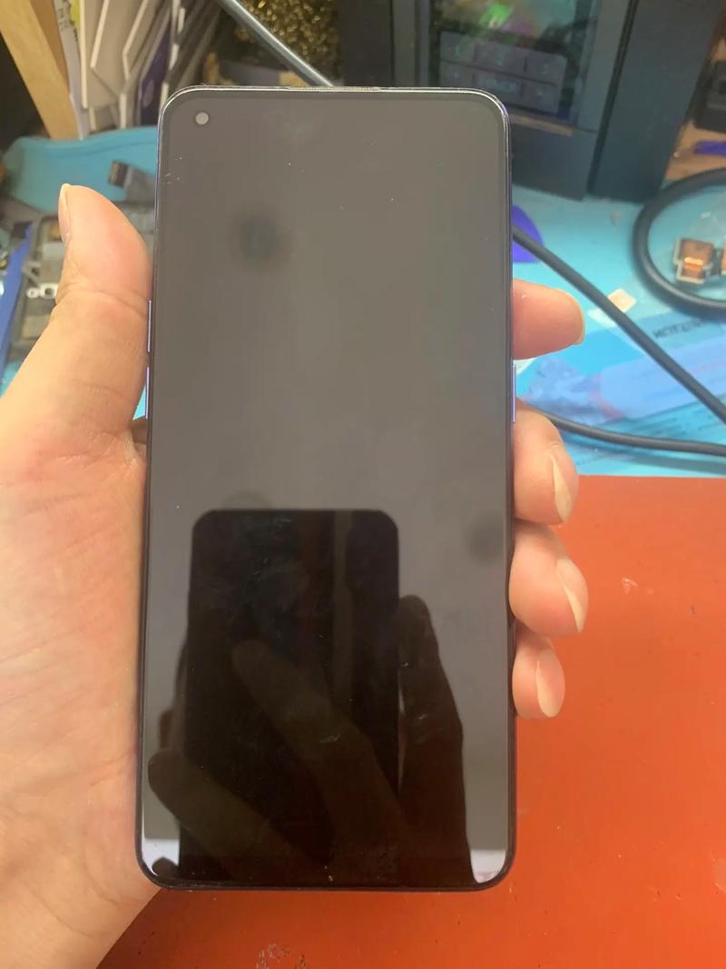 oppoa7x手机屏幕摔碎换屏多少钱