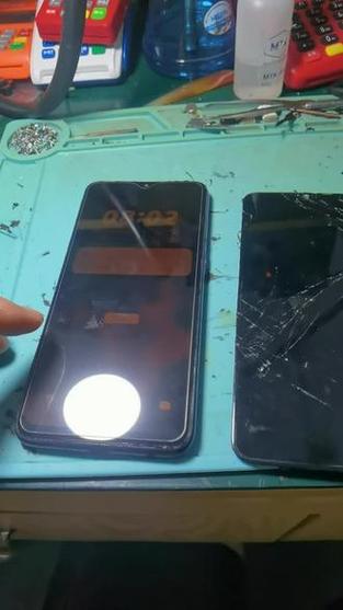 OPPOa7x外屏碎了换屏多少钱