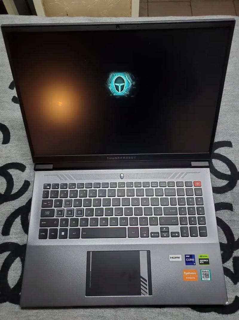 现在的笔记本电脑4060还是5095