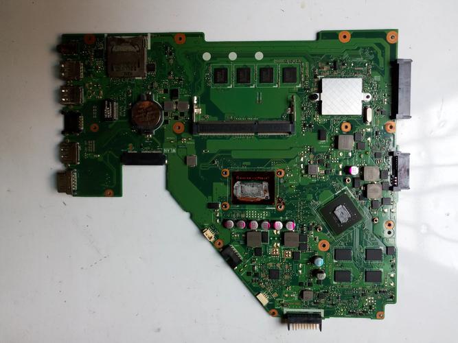 华硕X550LD笔记本可以装SSD固态硬盘吗?