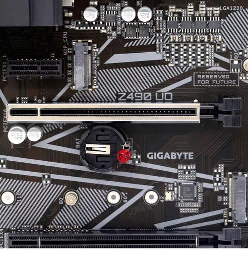 大佬们,我想问一下i79700配z390的主板能带动新出的3070么