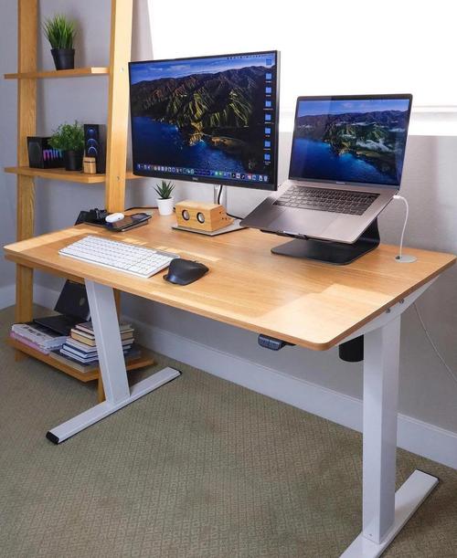 电脑桌一般多少钱?