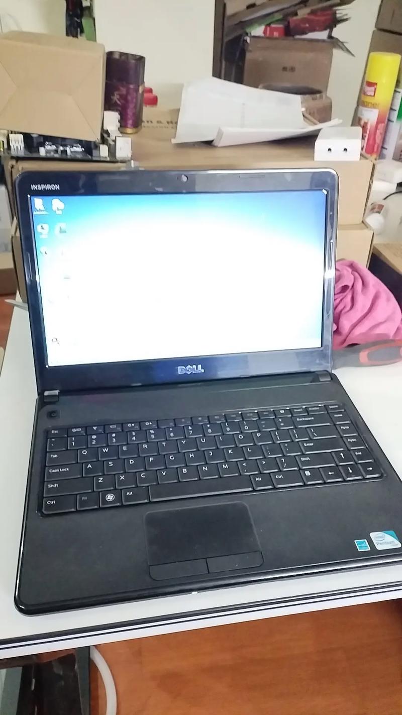 我的DELL笔记本V3400,I3『3』80的CPU用起来总是很卡有什么解决的办法,
