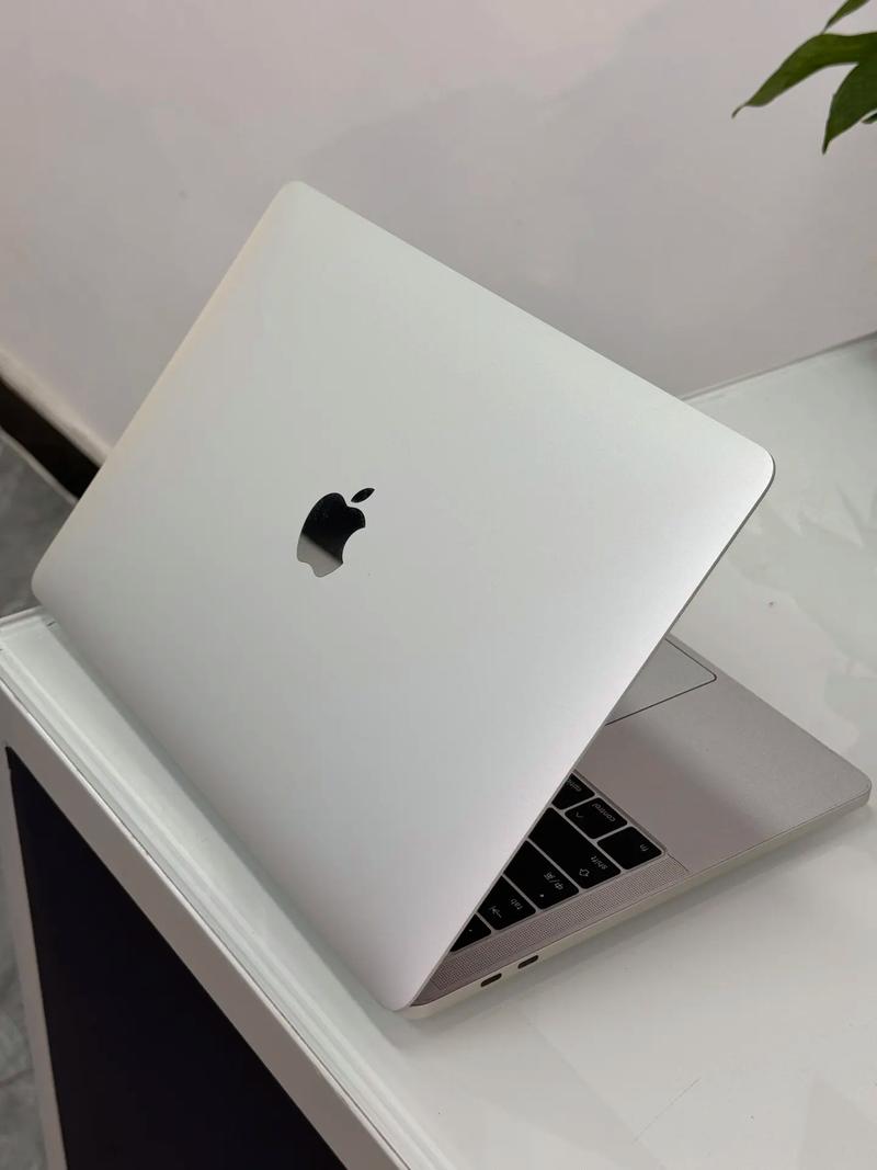 512G的内存的电脑算大吗