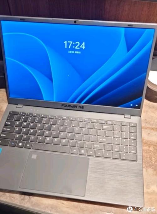 如何从电脑里取出硬盘电脑的硬盘怎么取下来呀