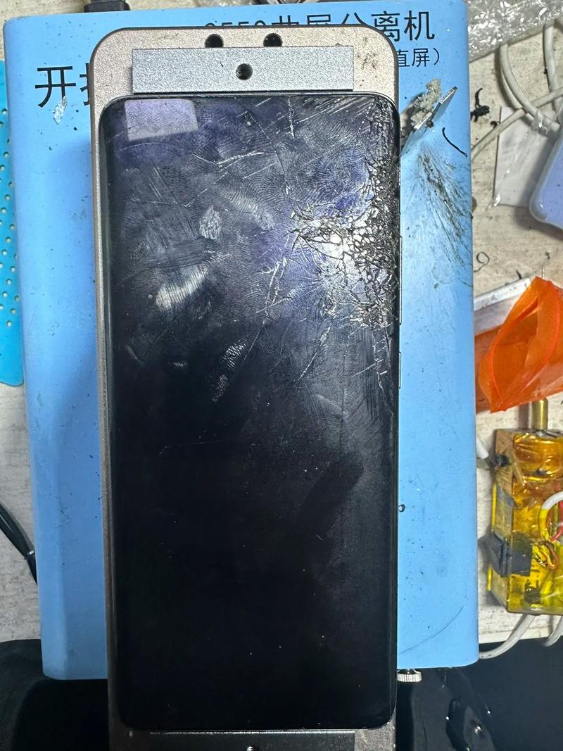 小米12X内屏碎了多少钱能修?