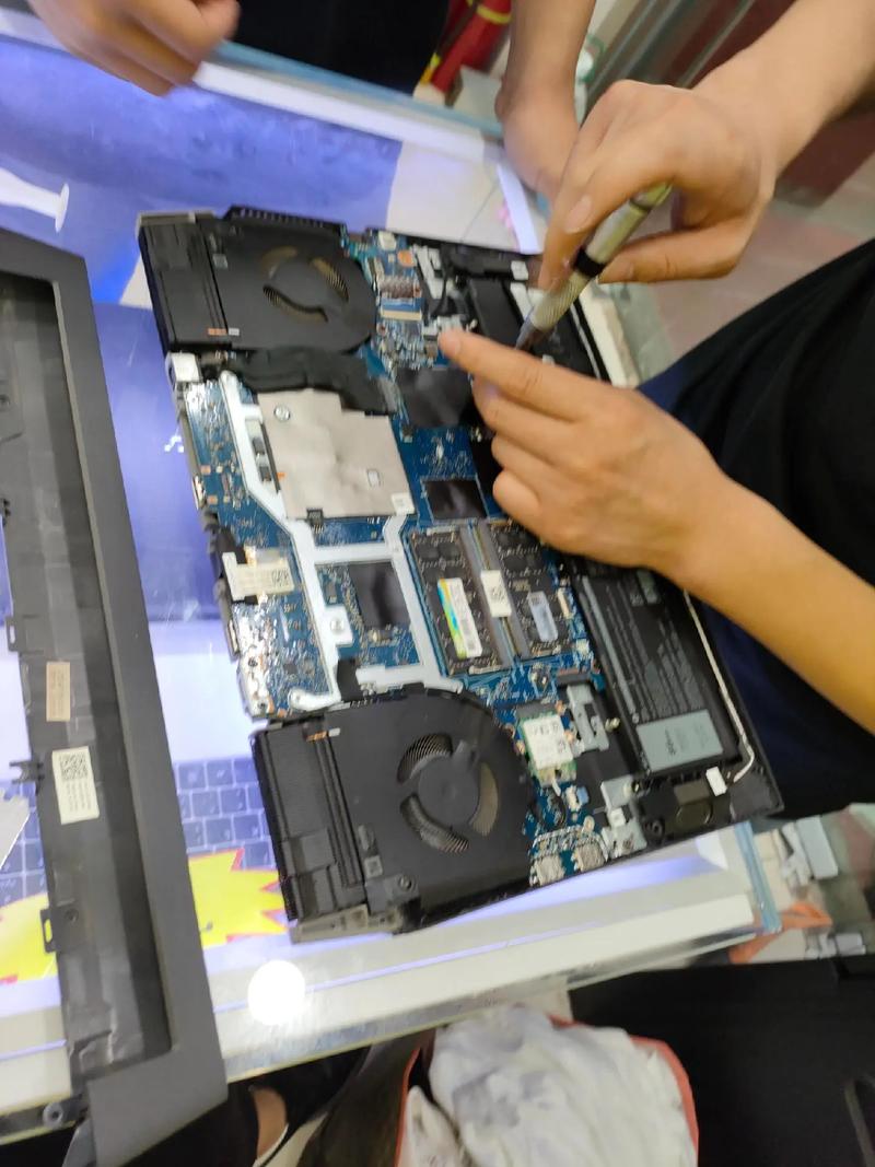 戴尔笔记本怎么拆机清灰?需要注意些什么?