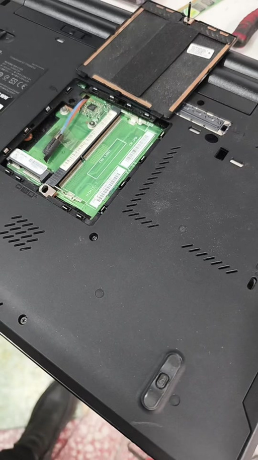 t440s拆机右下角是什么