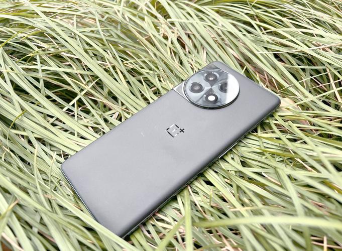 一加ace2是直屏还是曲屏