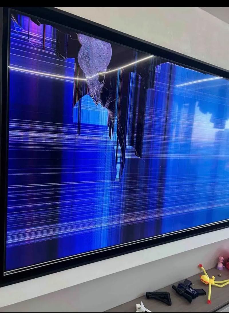 液晶显示器屏幕碎了能修吗要多少钱(液晶显示器屏幕碎了能修吗)