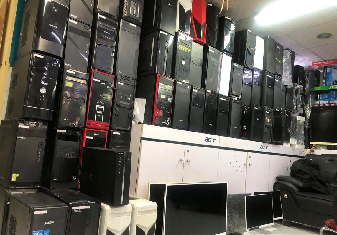 现在一台台式二手电脑多少钱一台?