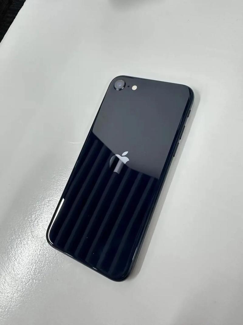iPhonese内存(苹果se有多大内存的)