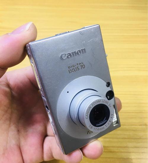 IXUS870is和哪个镜头一样?有没有人清楚?