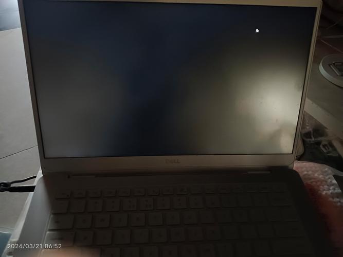 电脑开机黑屏但是键鼠灯亮着电脑开机屏幕不亮键盘灯不亮鼠标亮着