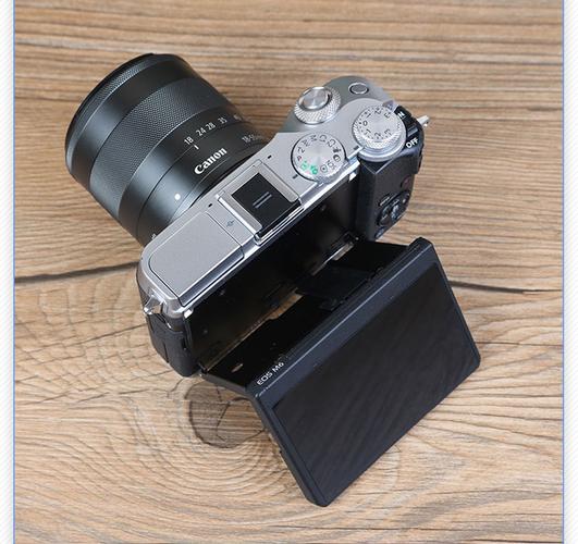 佳能m50和m200哪个更适合拍照?