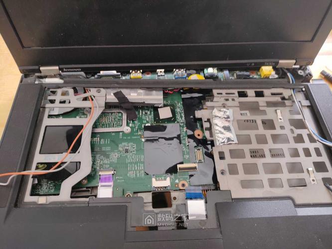 联想笔记本t430侧面大卡槽干什么用的