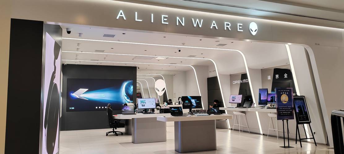 想去上海外星人电脑专卖店买电脑去哪个好?