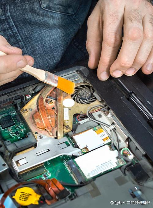 音响插在电脑上有嗡嗡声怎么办