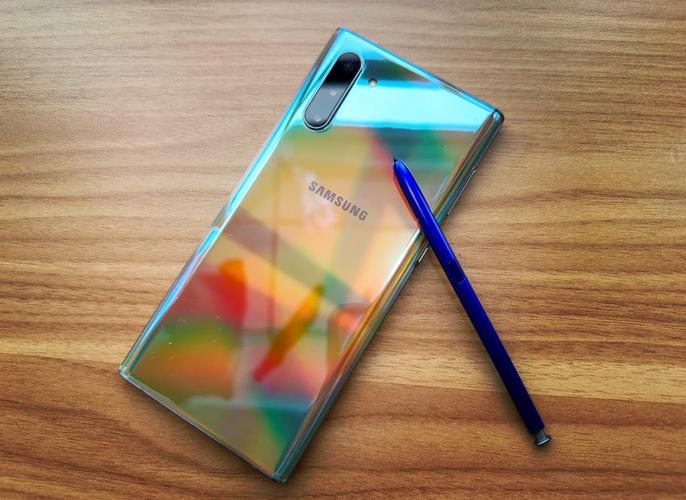 三星S10手机后置镜头玻璃换一个要多少钱