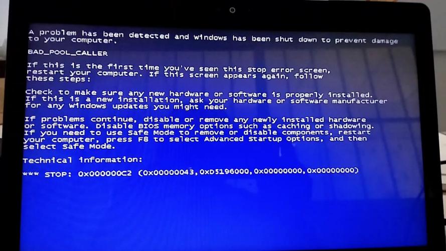 联想笔记本B460开机十分钟后自动黑屏,无法开机,通电后电脑电源指示灯不...