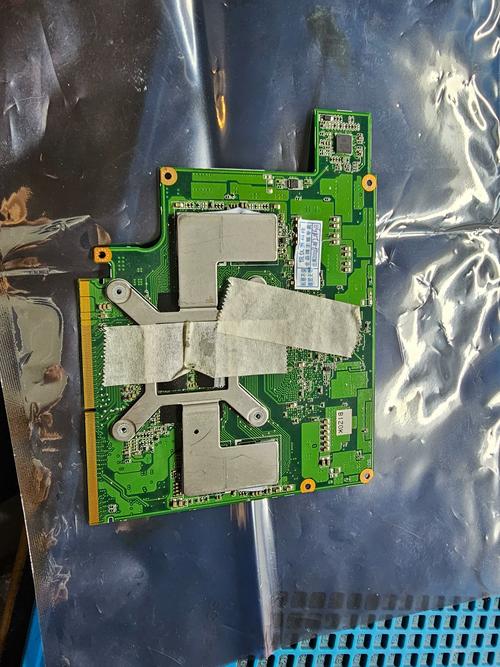 华硕x550v笔记本可以升级显卡吗?