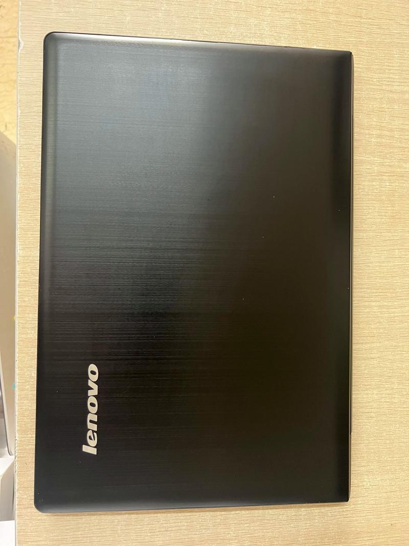 联想扬天m51『8』0如何更换内存,打开后盖以后,没找到内存位置