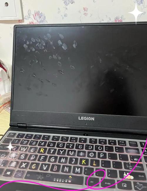 笔记本的屏幕脏了,怎么擦