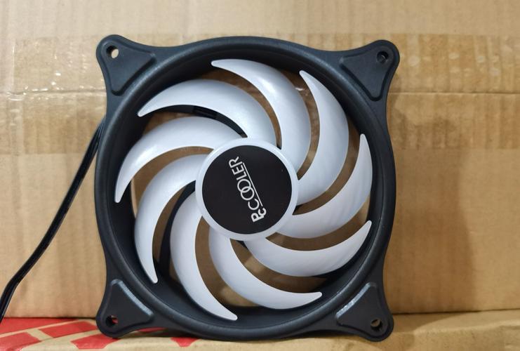 散热风扇哪个牌子好