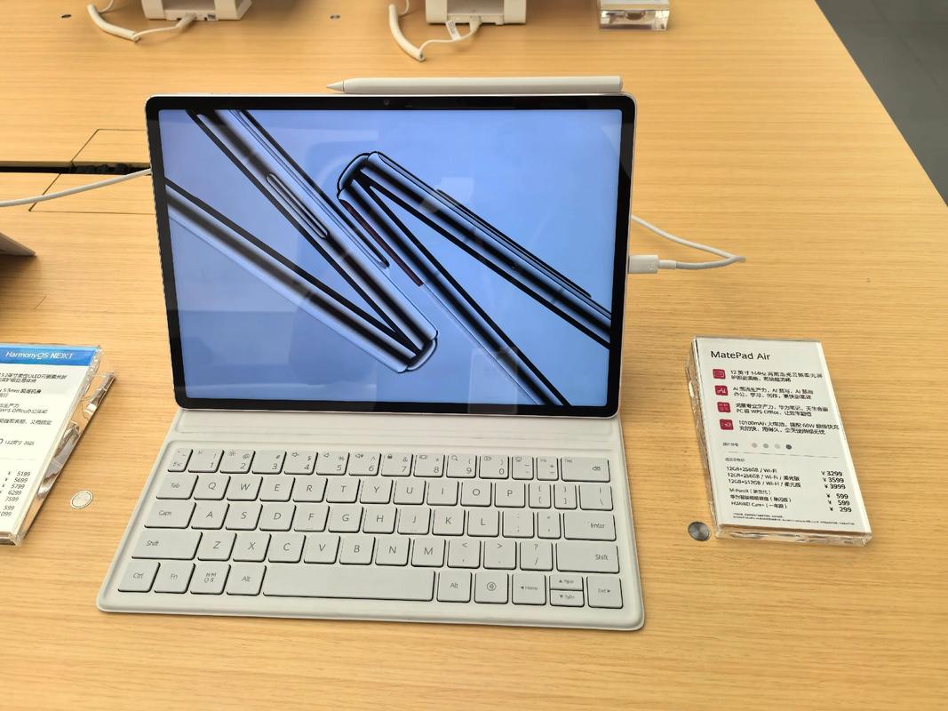 给父母买的电脑哪个好给老爸买电脑是买平板还是台式机或者笔记本比较好...