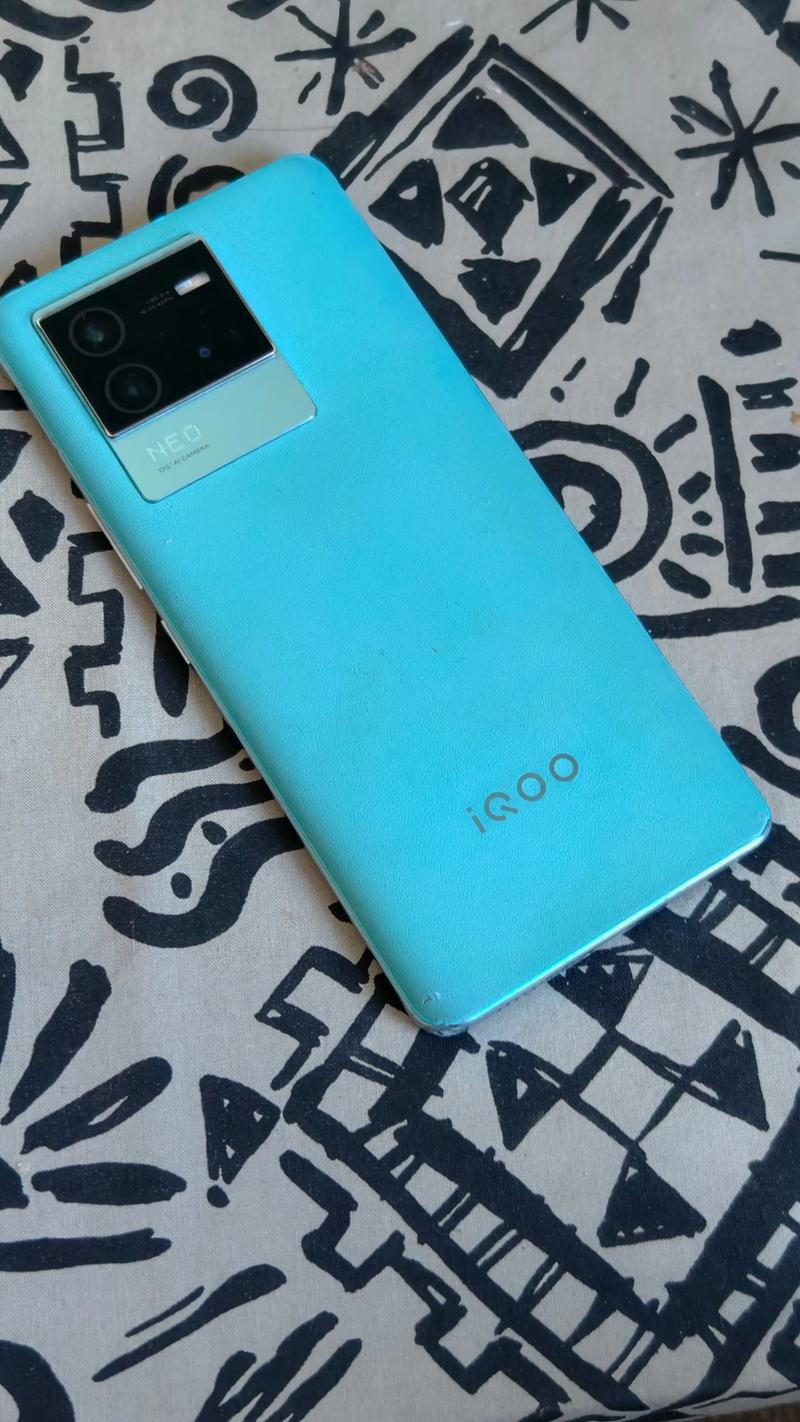 小米黑鲨手机屏幕具体多大?