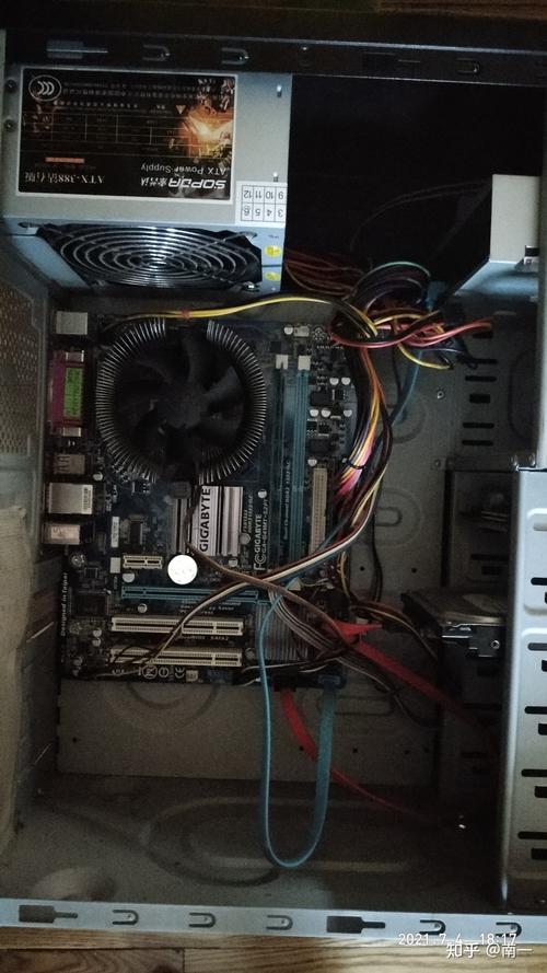 E8400是64位的处理器吗?64位的可以支持多大内存?