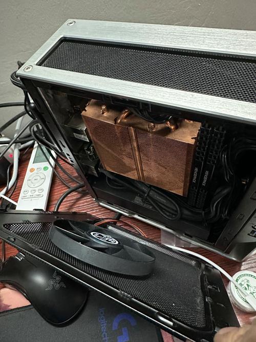 联想拯救者运行时感觉风扇那有异响是为什么啊