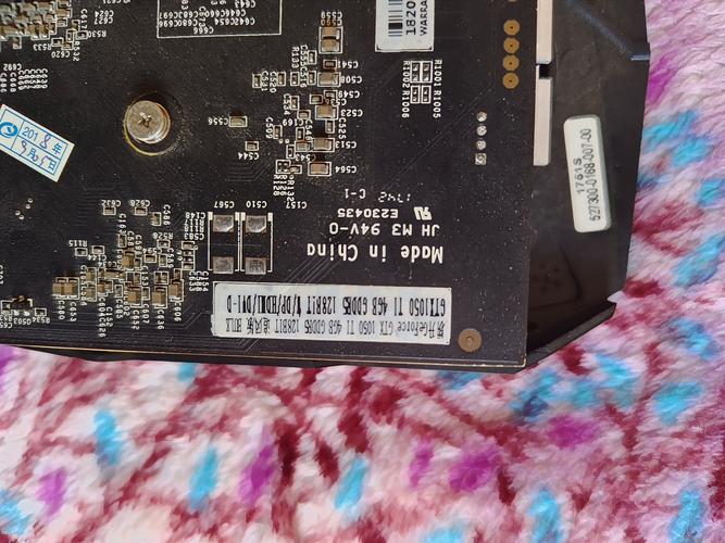 RTX2080Ti配什么CPU和主板好?