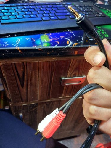 电脑可以和功放机连接吗