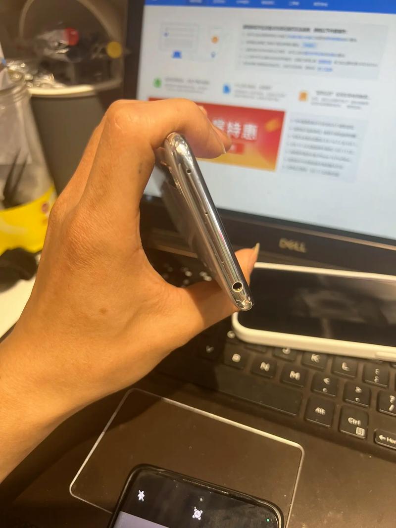 小米cc9和美图定制版哪里不一样