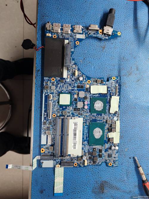 联想笔记本电脑s型维修主板排线与换a壳660元,贵不贵