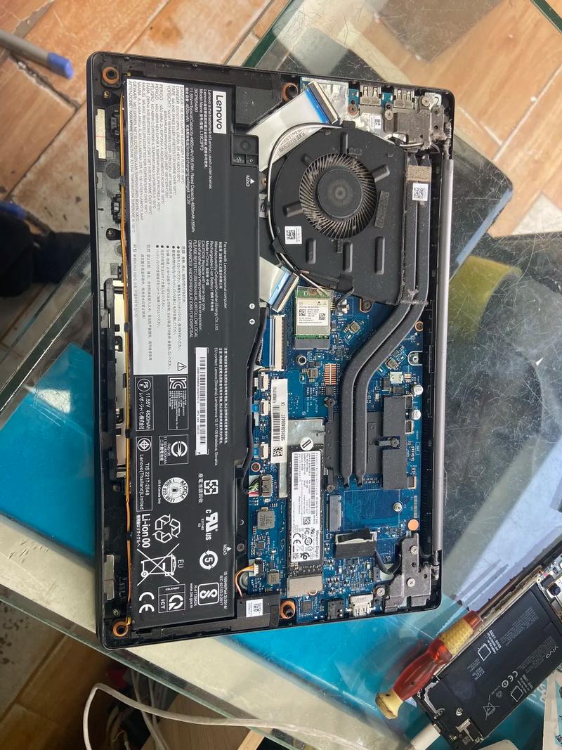 联想小新换电脑壳多少钱换一个联想笔记本电脑壳大概要多少钱