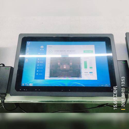 工控触摸屏能当电脑显示器么