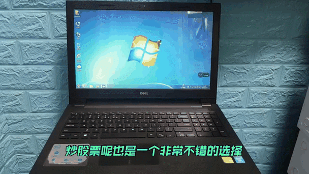 我的笔记本一玩游戏和看电影就很热。应该怎么办?求助?