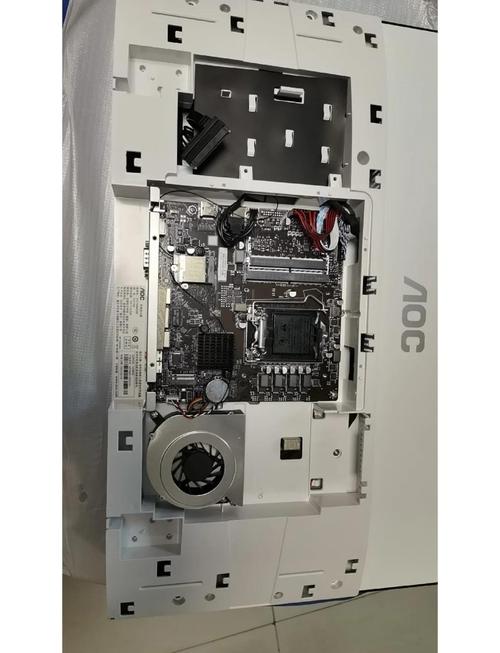 电脑一体机怎么拆开一体机电脑硬盘怎么拆