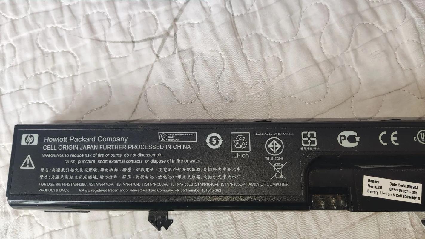 电脑电源电压是多少伏?