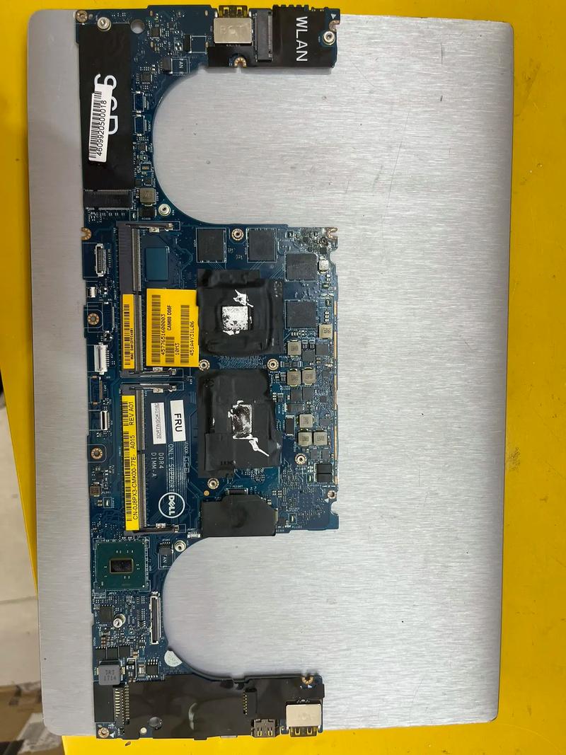 三星r428笔记本电脑刷bios后开机黑屏无法启动的解决办法?