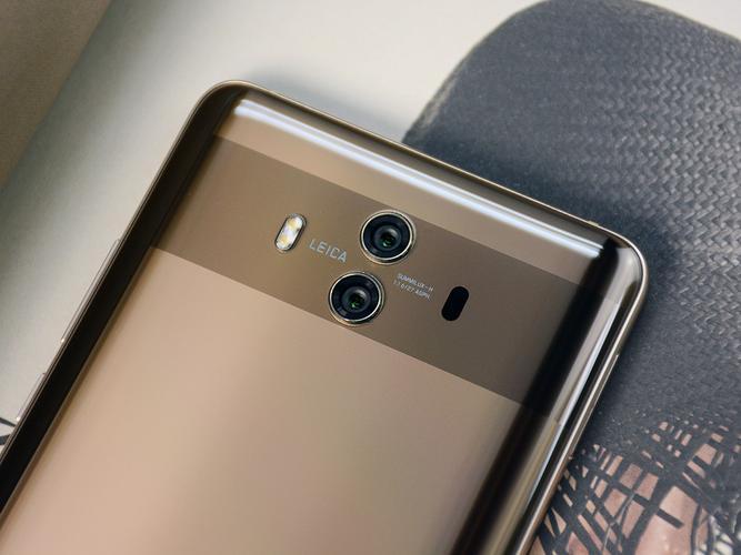 华为mate10和华为mate10pro的区别