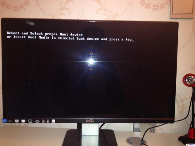 电脑有反应屏幕不亮电脑显示屏不亮但是主机已开机